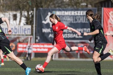 Bild 65 - wBJ Eimsbuettler TV - VfL Wolfsburg : Ergebnis: 1:3